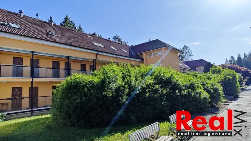 Pronájem bytu 1+kk, Brno - Komín, Součkova, 28 m2