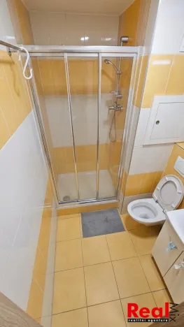 Pronájem bytu 1+kk, Brno - Komín, Součkova, 28 m2