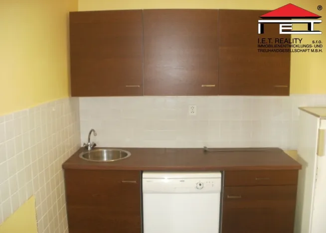 Pronájem kanceláře, Praha - Horní Počernice, Ve žlíbku, 13 m2