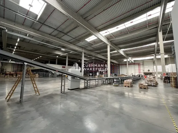Prodej skladu, Nová Paka, 9000 m2