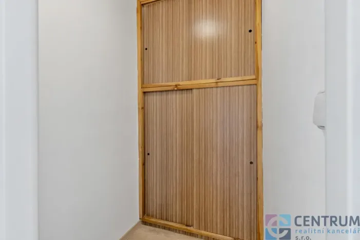 Pronájem bytu 3+1, Praha - Strašnice, Křenická, 68 m2