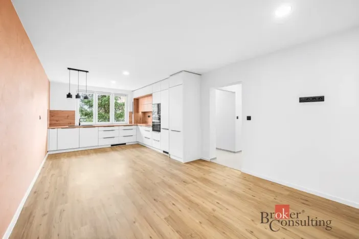 Prodej bytu 4+kk, Plzeň - Lobzy, Rokycanská, 77 m2