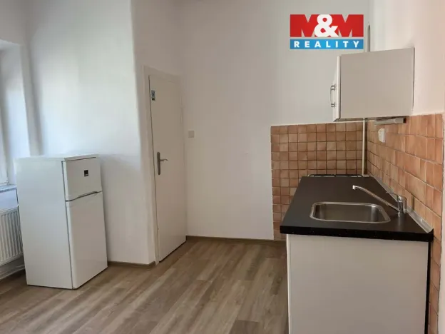 Pronájem bytu 1+1, Olomouc - Hodolany, Zeyerova, 34 m2
