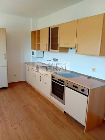 Pronájem bytu 3+kk, Praha - Dejvice, Evropská, 82 m2