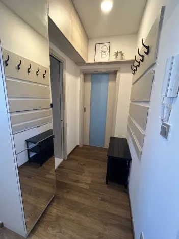 Pronájem bytu 2+kk, Olomouc, Dukelská, 45 m2