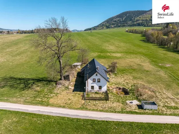 Prodej rodinného domu, Bernartice, 254 m2