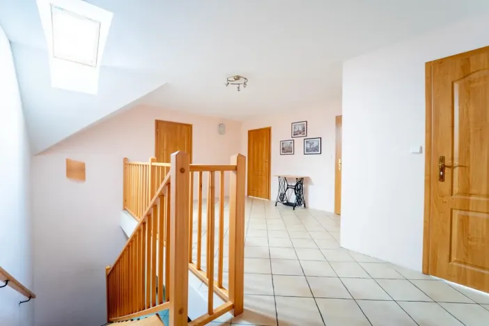 Prodej rodinného domu, Kolín - Sendražice, K Ovčárům, 206 m2
