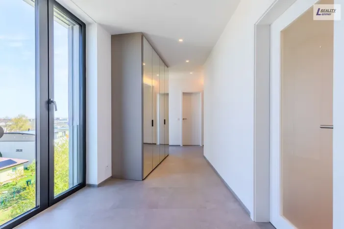 Pronájem bytu 4+kk, Praha - Třebonice, Do zahrádek I, 111 m2