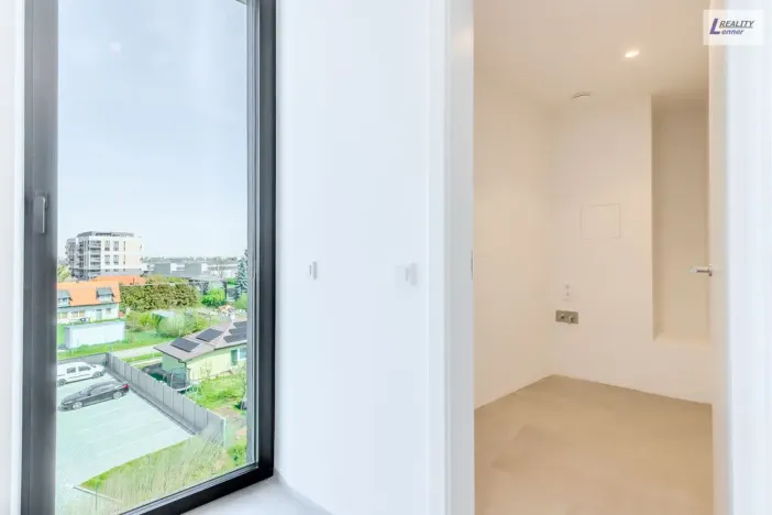 Pronájem bytu 4+kk, Praha - Třebonice, Do zahrádek I, 111 m2