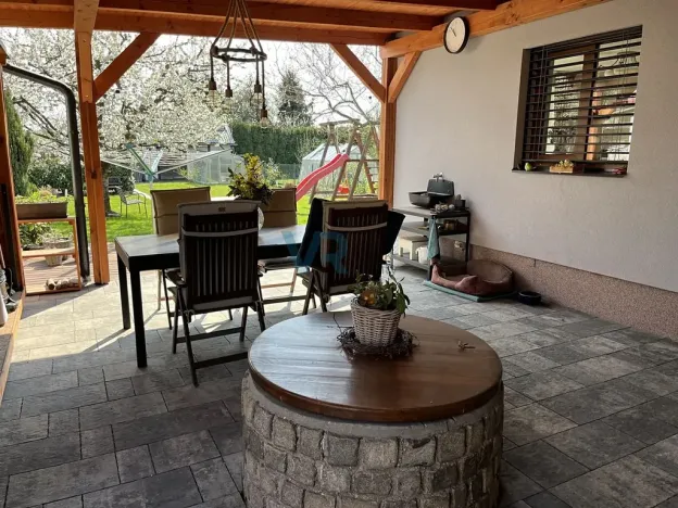 Prodej rodinného domu, Planá, 150 m2