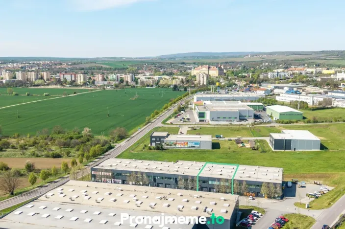 Pronájem skladu, Znojmo, Brněnská, 545 m2