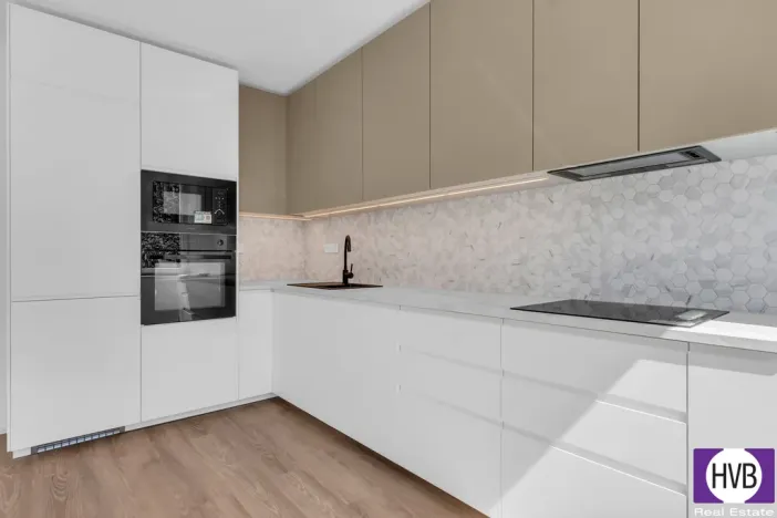 Prodej bytu 4+kk, Praha, Rembrandtova, 70 m2