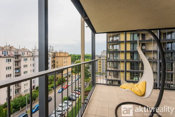 Pronájem bytu 1+kk, Praha - Žižkov, Pitterova, 38 m2