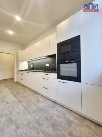 Pronájem bytu 2+1, České Budějovice, Mánesova, 70 m2