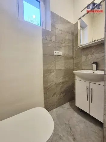 Pronájem bytu 2+1, České Budějovice, Mánesova, 70 m2