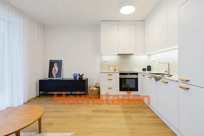 Pronájem bytu 1+kk, Praha - Holešovice, Vrbenského, 37 m2