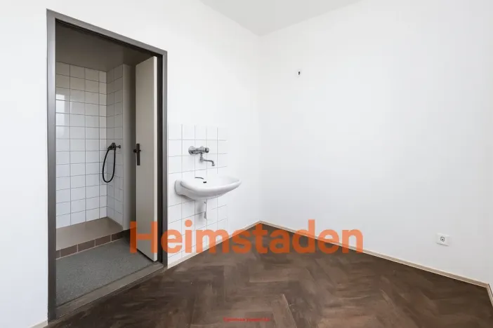 Pronájem kanceláře, Ostrava - Poruba, Dělnická, 165 m2