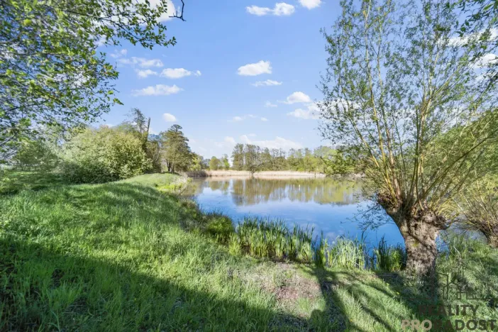 Prodej pozemku pro bydlení, Vrbatův Kostelec - Louka, 893 m2