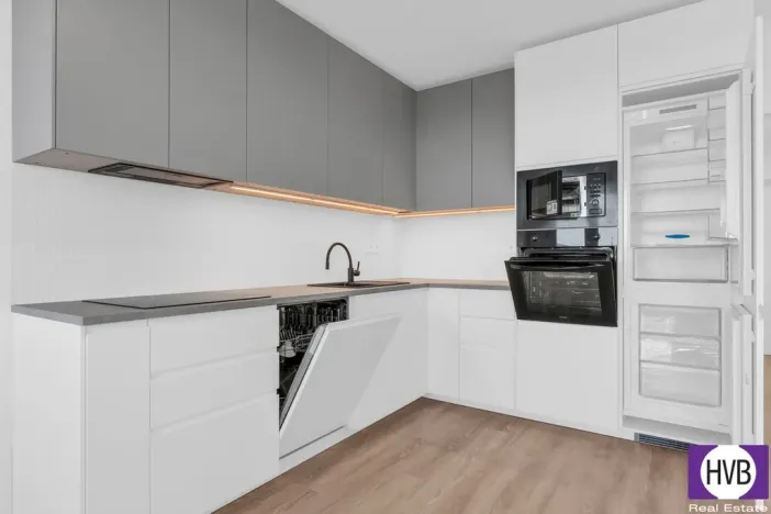 Prodej bytu 4+kk, Praha, Luhovská, 81 m2