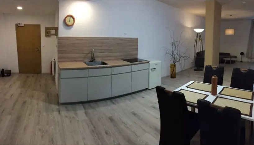 Pronájem bytu 3+kk, Praha - Veleslavín, Pod dvorem, 80 m2