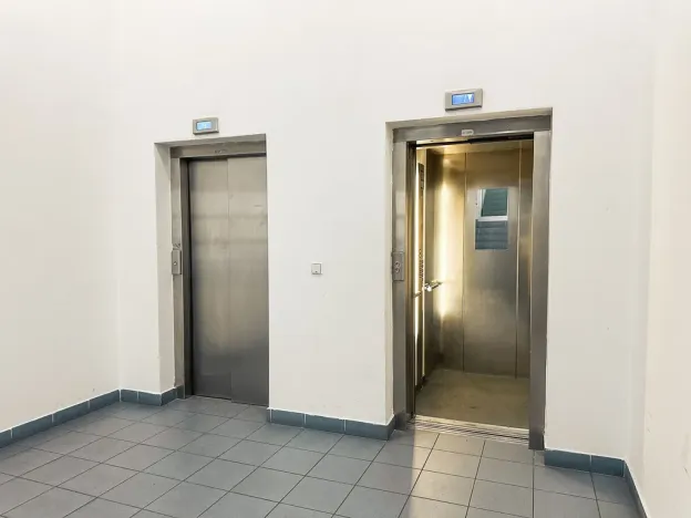 Pronájem bytu 1+kk, Praha - Žižkov, Lukášova, 27 m2