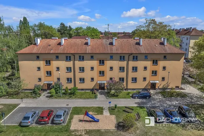Prodej bytu 2+1, Pardubice, Teplého, 53 m2