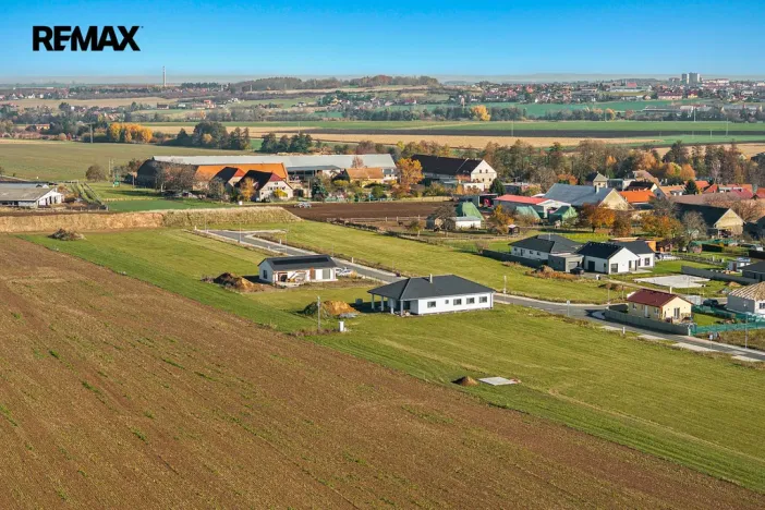 Prodej pozemku, Stolany, 876 m2