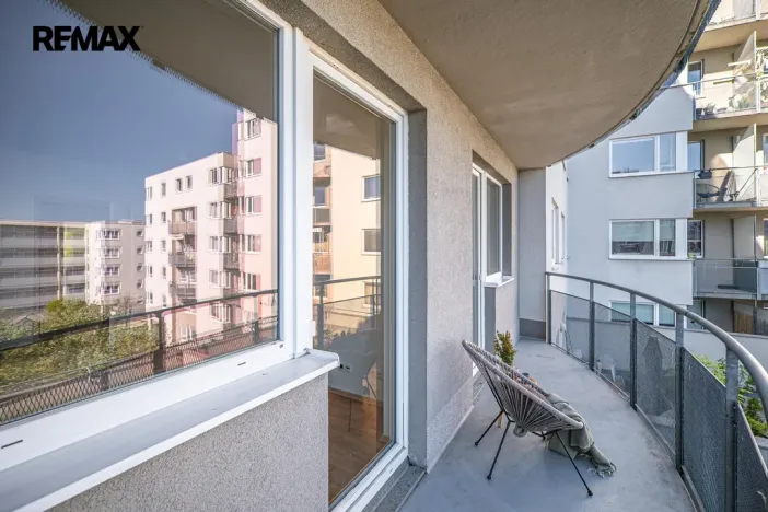 Prodej bytu 2+kk, Praha - Černý Most, Ocelkova, 56 m2