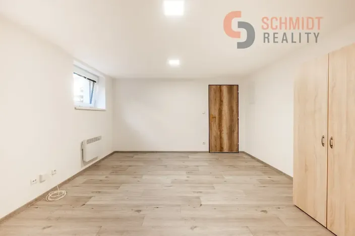 Pronájem bytu 1+kk, Břeclav, Fleischmannova, 29 m2