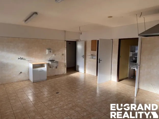 Prodej obchodního prostoru, Mikulášovice, 170 m2