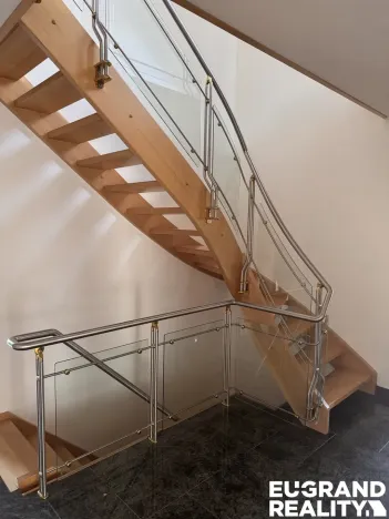 Prodej rodinného domu, Seifhennersdorf, Německo, 215 m2