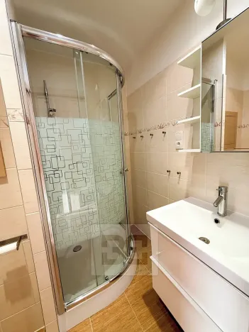 Pronájem bytu 1+kk, Praha - Modřany, Vitošská, 30 m2