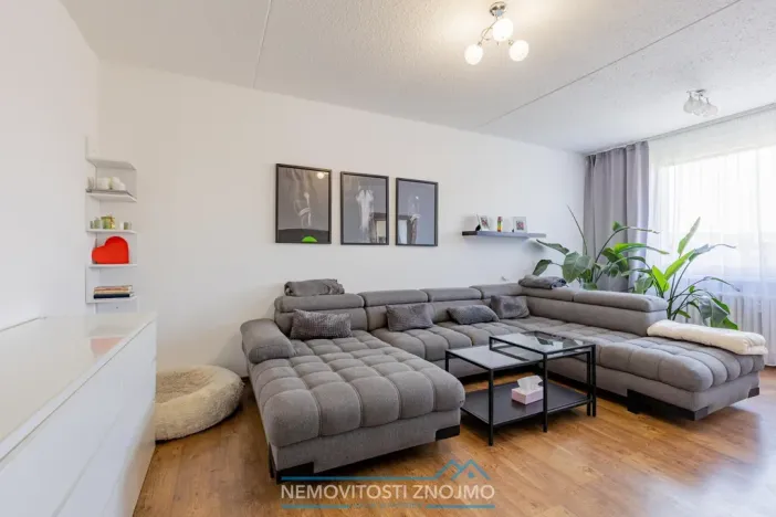 Prodej bytu 3+1, Znojmo, Dukelských bojovníků, 71 m2