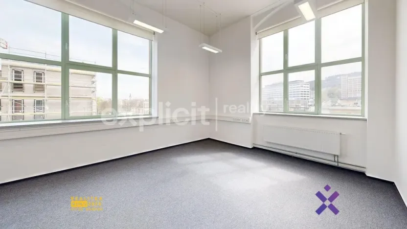 Pronájem kanceláře, Zlín, Vavrečkova, 421 m2