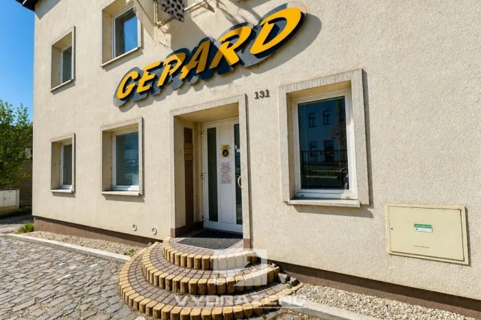 Prodej obchodního prostoru, Mladá Boleslav - Mladá Boleslav IV, Ptácká, 1800 m2