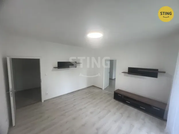 Pronájem bytu 2+1, Ostrava - Poruba, Dvorní, 59 m2