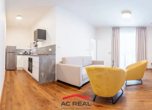 Prodej bytu 2+kk, Vrchlabí - Hořejší Vrchlabí, Horská, 68 m2