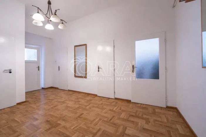Prodej bytu 3+1, Praha - Vinohrady, Orlická, 112 m2