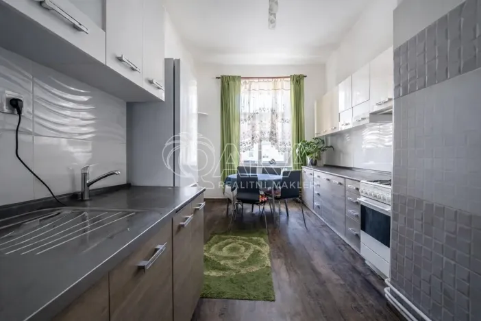 Prodej bytu 3+1, Praha - Vinohrady, Orlická, 112 m2