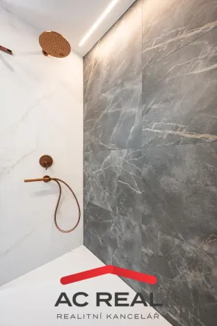 Prodej bytu 1+kk, Lednice, Slovácká, 30 m2