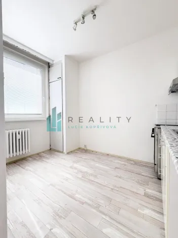 Prodej bytu 2+1, Hodonín, Jižní, 43 m2