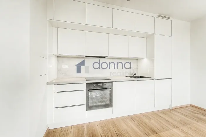 Pronájem bytu 2+kk, Praha, Hodkovická, 52 m2