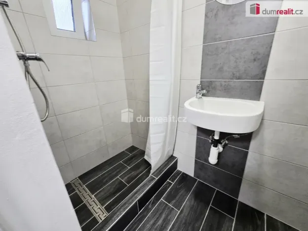 Pronájem bytu 1+kk, Lužná, Nová, 22 m2