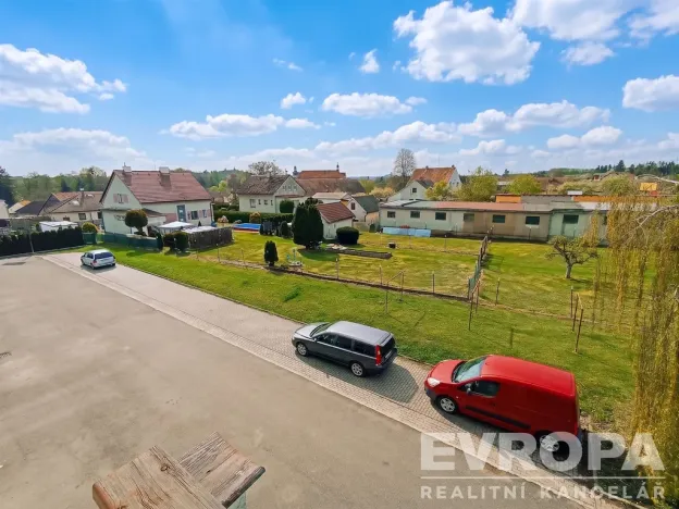 Prodej bytu 3+1, Lnáře, 82 m2