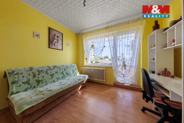 Prodej bytu 3+1, Rotava, Sídliště, 67 m2