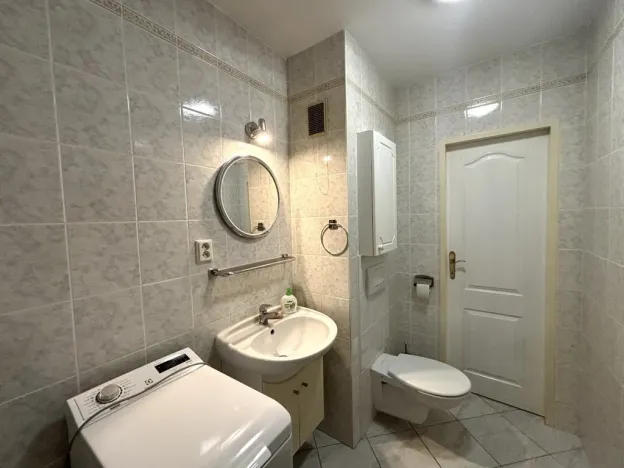 Pronájem bytu 4+1, Hluboká nad Vltavou, Fügnerova, 79 m2