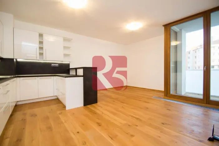Pronájem bytu 2+kk, Praha, Na Křtině, 64 m2
