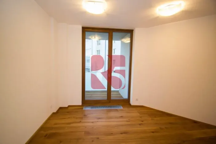Pronájem bytu 2+kk, Praha, Na Křtině, 64 m2