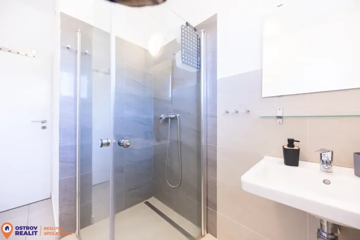 Prodej bytu 2+kk, Staré Město - Stříbrnice, 48 m2