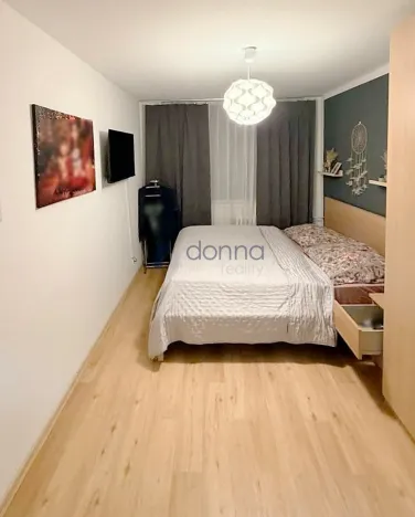 Pronájem bytu 3+kk, Praha, Bellušova, 89 m2
